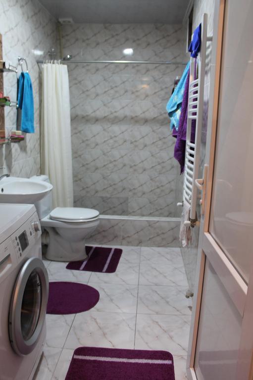 Guesthouse Medea On Pushkini 4 Kutaisi Luaran gambar